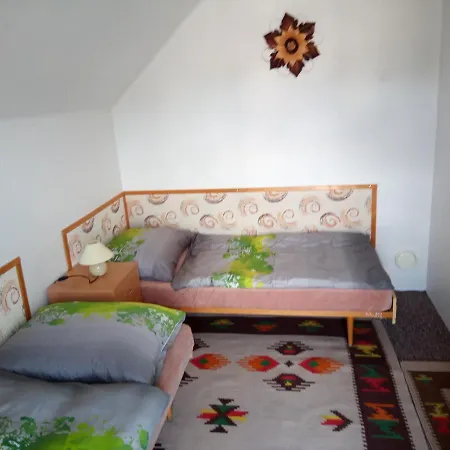 Apartment Rodinny Dum Na Smetance